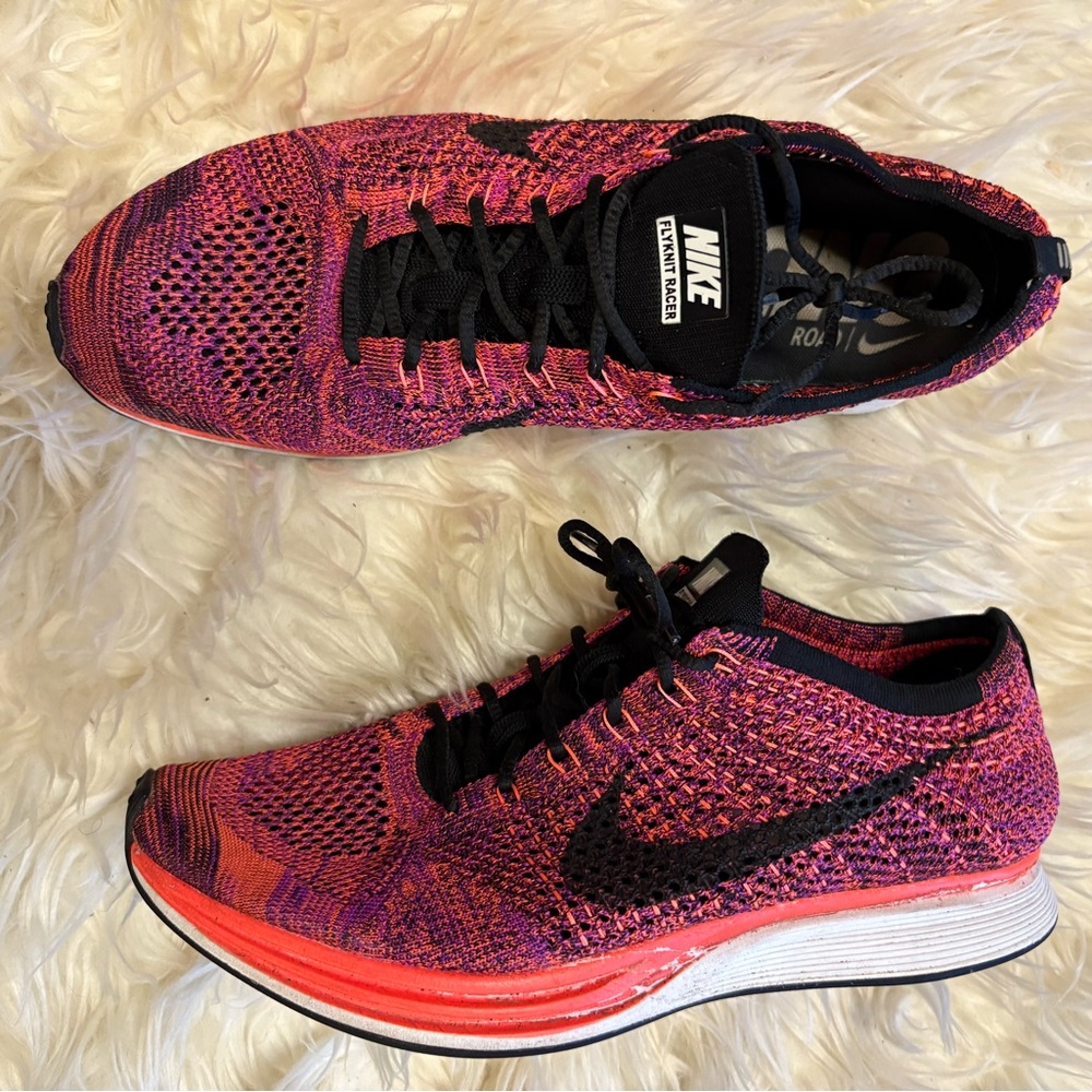 Nike Flyknit Racer men Pink/Coral with Black Swoosh